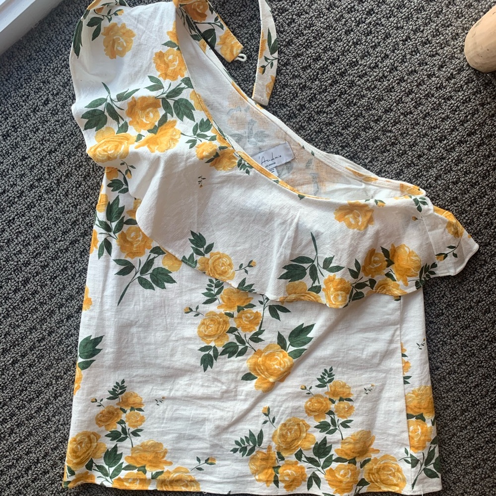 Revolve Seberg Top in Yellow Rose